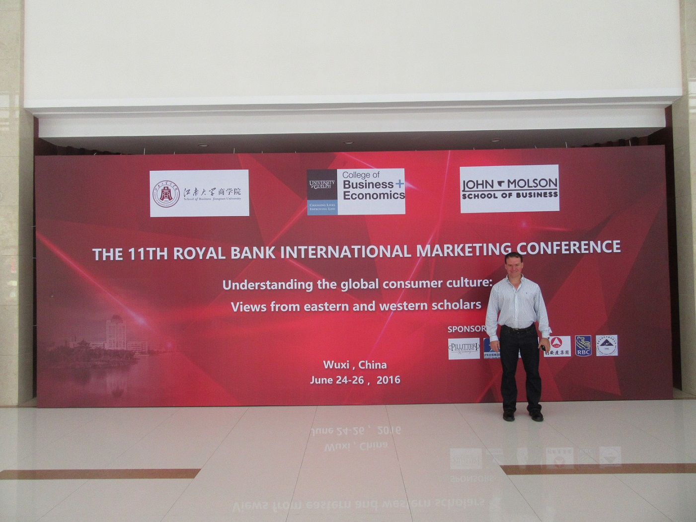 Mark Cleveland in China